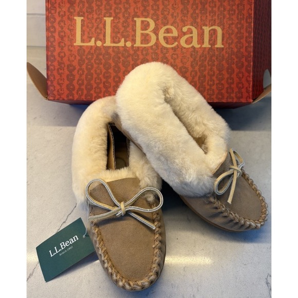 L.L. Bean Shoes - NEW L.L.Bean Wicked Good Moccasins Women's Slipper Size 5M Brown Shearling NIB